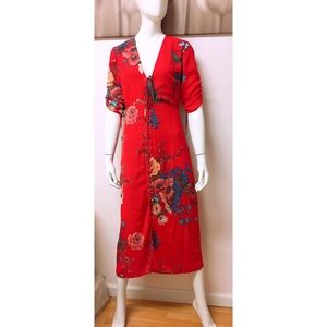 🆕✨ NWT ✨ The Room by Ark&Co. Floral Lace Up Dress